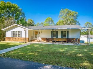 219 Poplar Grove Ln, Gainesboro, TN 38562