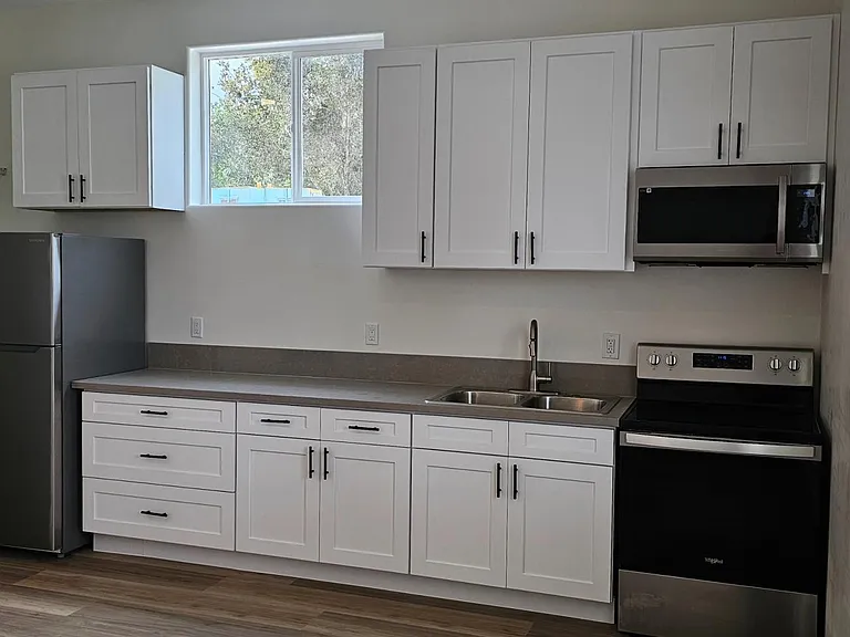 789 Grossmont Ave #B — Photo 2