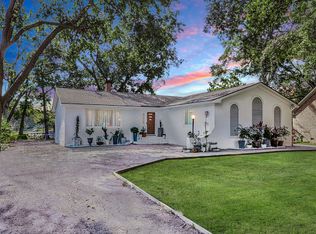 890 S Piccadilly Dr, Charleston, SC 29412