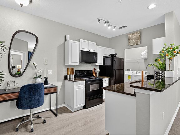 4th image of 600 River Birch Ct #9-924