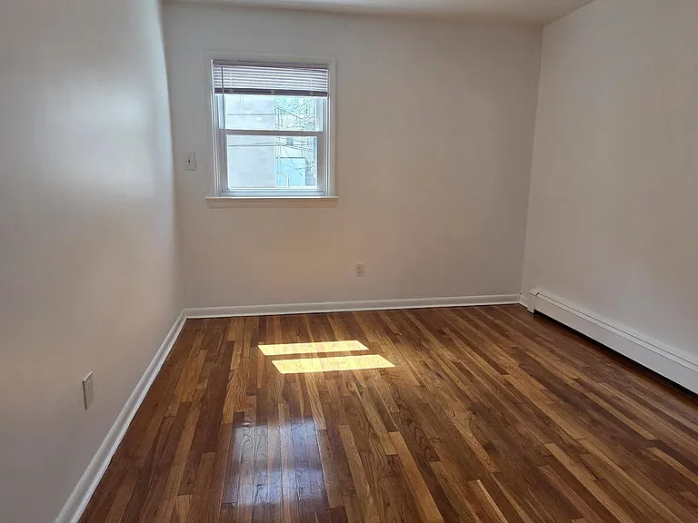 777 Montgomery St #1 — Photo 16