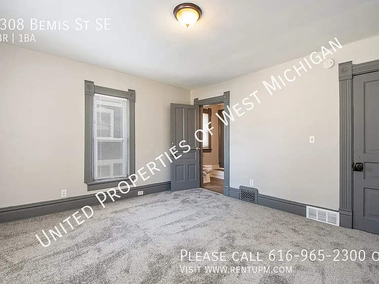 1308 Bemis St SE — Photo 6