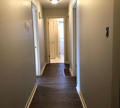 3rd image of 233 Sunnyside Dr
