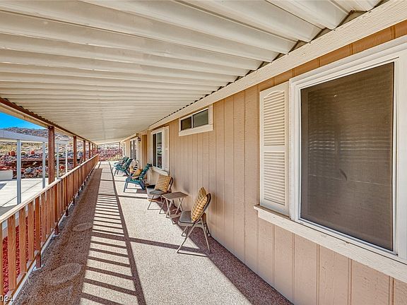 4th image of 567 Lake Michigan Ln