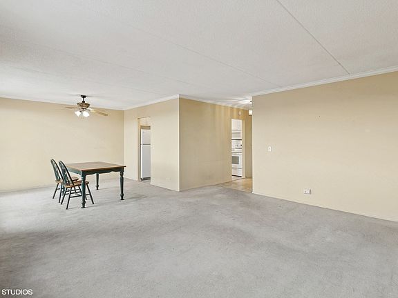 4th image of 9078 Heathwood Dr #4K
