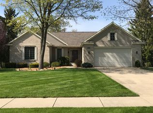 2917 Fingers Dr NE, Grand Rapids, MI 49525