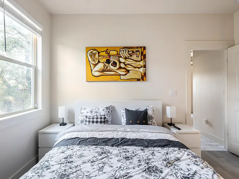 21513 Santa Carlo Ave — Photo 36
