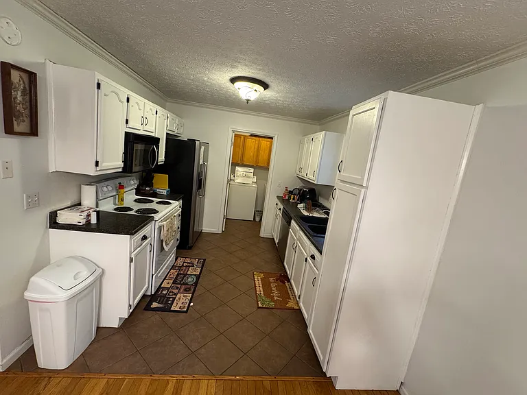 16600 Twilight Ln — Photo 12