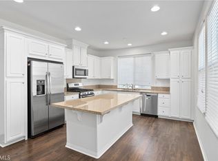 1878 Harvest Cir, Tustin, CA 92780