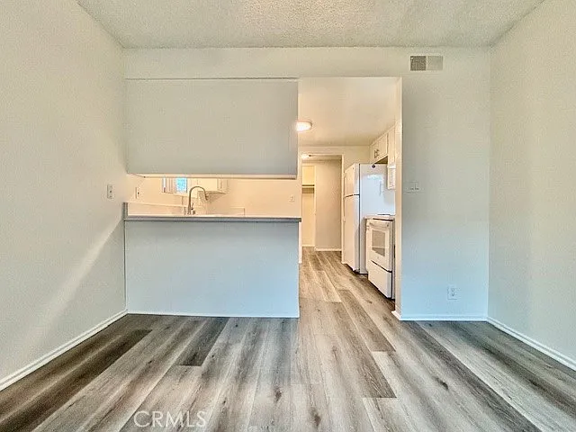 16531 Alliance Ave #H — Photo 17