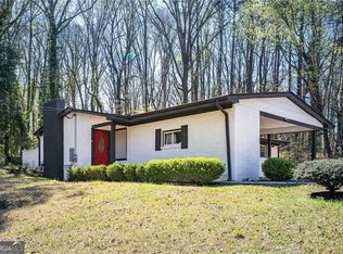 2339 Country Club Ln SW, Atlanta, GA