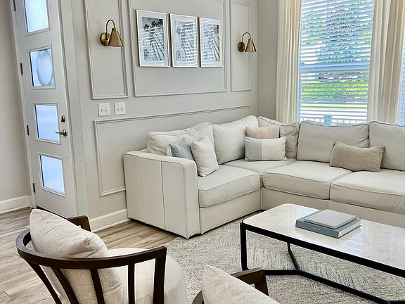 4th image of 7401 Beach Walk Pl