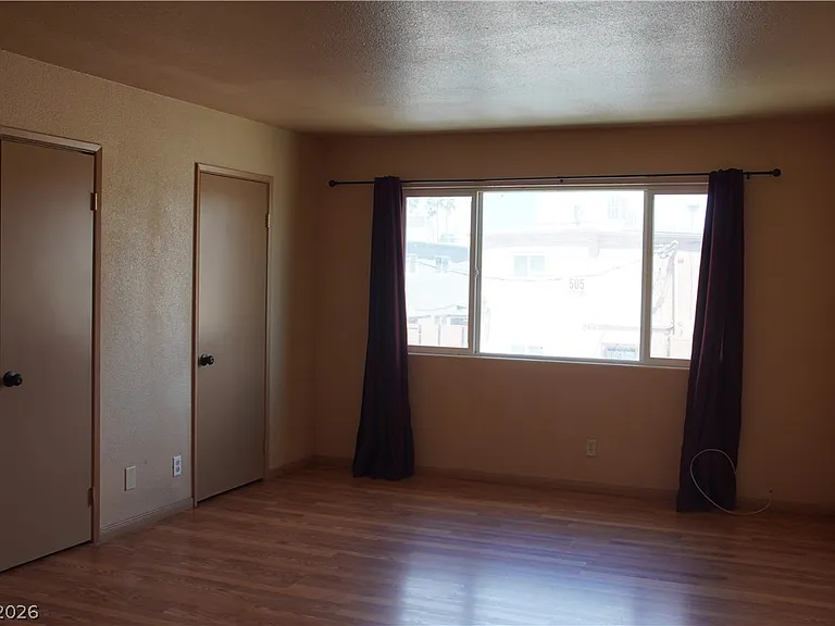 506 McKellar Cir #4 — Photo 4