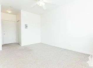 3957 W Irving Park Rd #02DBDC1A3, Chicago, IL 60618