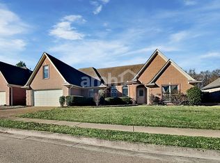 1449 Albon Dr, Cordova, TN 38016