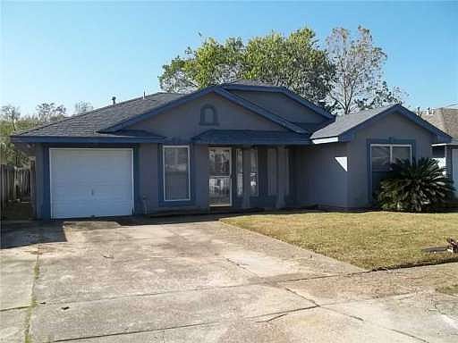 1st image of 112 Honeysuckle Ln