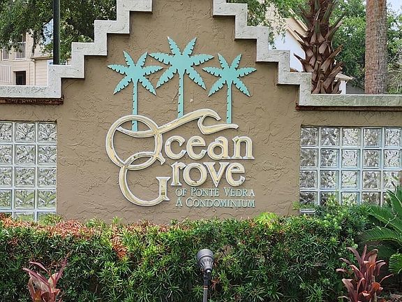 2nd image of 7 ARBOR CLUB Drive #317