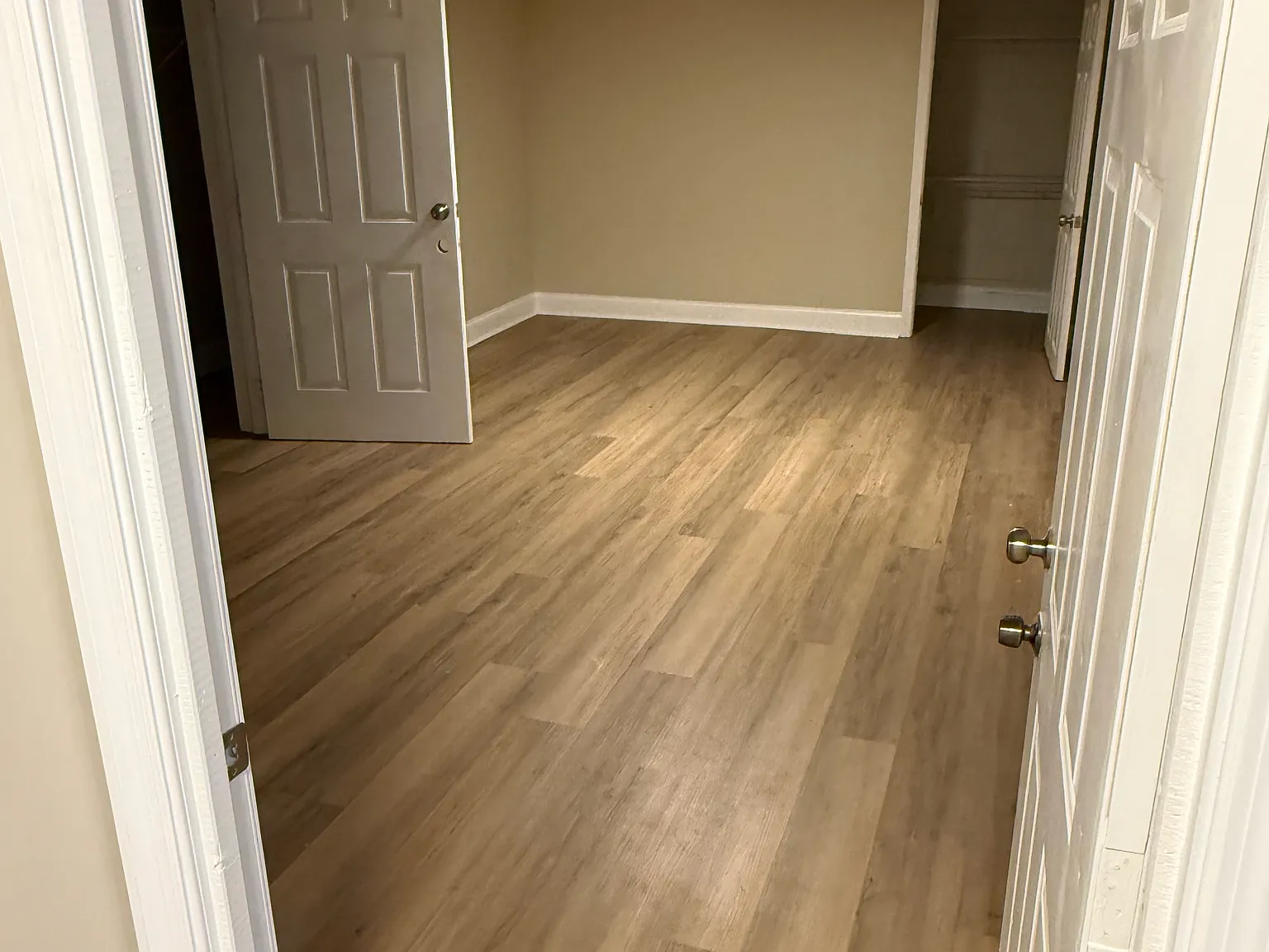 2 bed, $1,600 — Photo 3