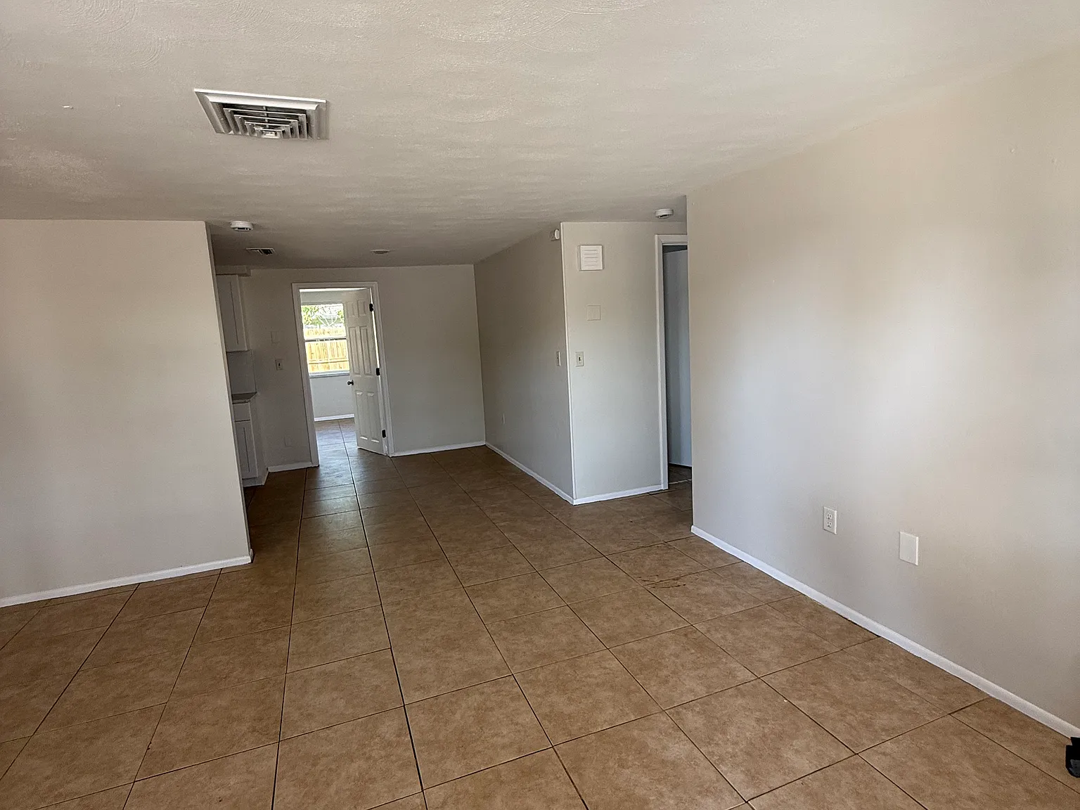 3 Bedroom 2 Bath Home — Photo 3