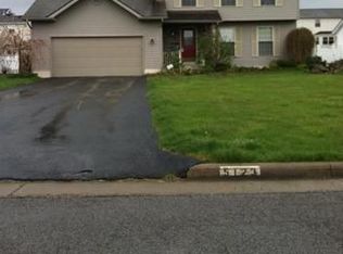5123 Clearfield Dr, Mineral Ridge, OH