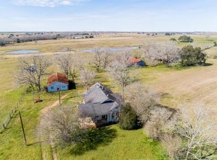 4618 Mazurek Rd, High Hill, TX 78956