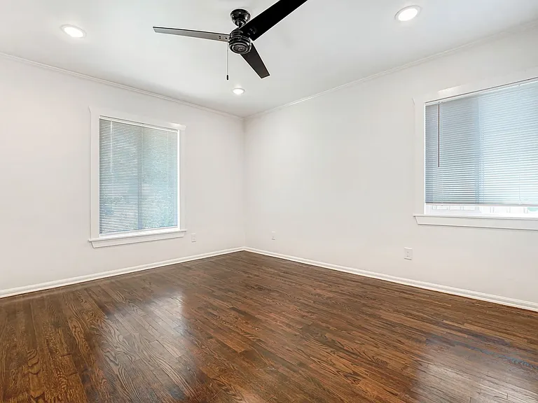 13143 Bloomfield St — Photo 10