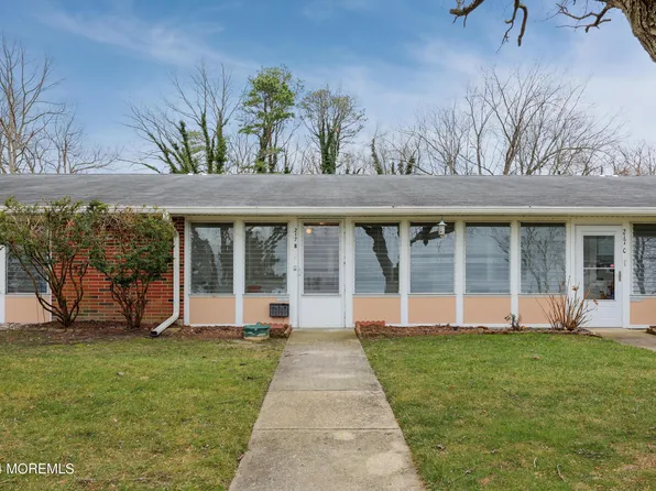 217B Buckingham Court, Lakewood, NJ 08701