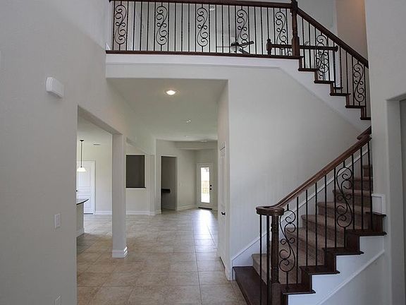 3rd image of 1059 Enchanted Rock Dr