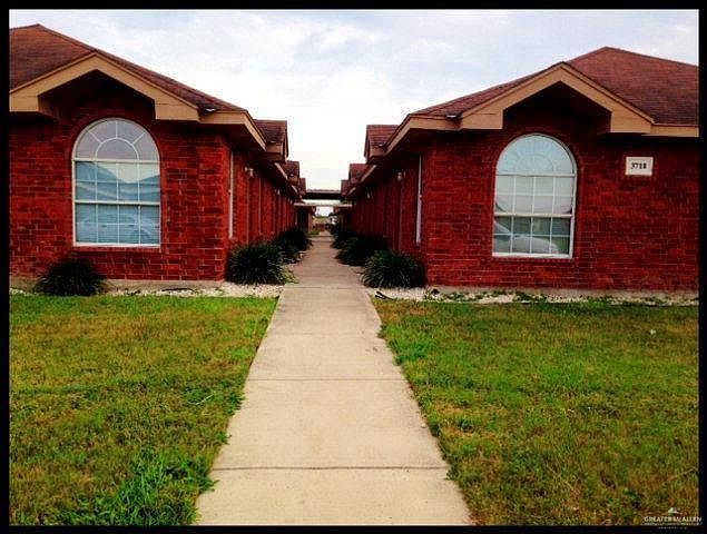 1st image of 3714 W Zelma St APT 2