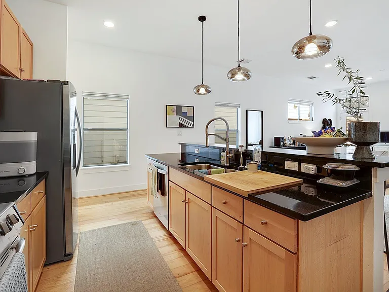 2209 Thornton Rd #A — Photo 13