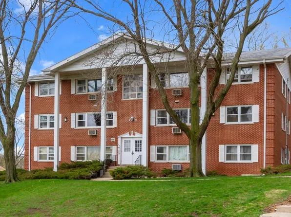 245 Country Club DRIVE #3A, Lake Geneva, WI 53147