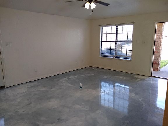 2nd image of 3307 Alicante Ct #B