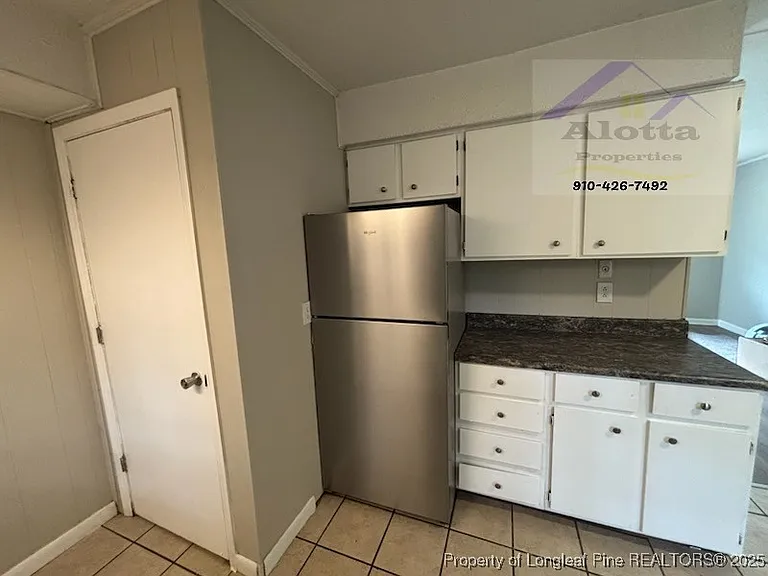 4208 S Dowfield Dr — Photo 4