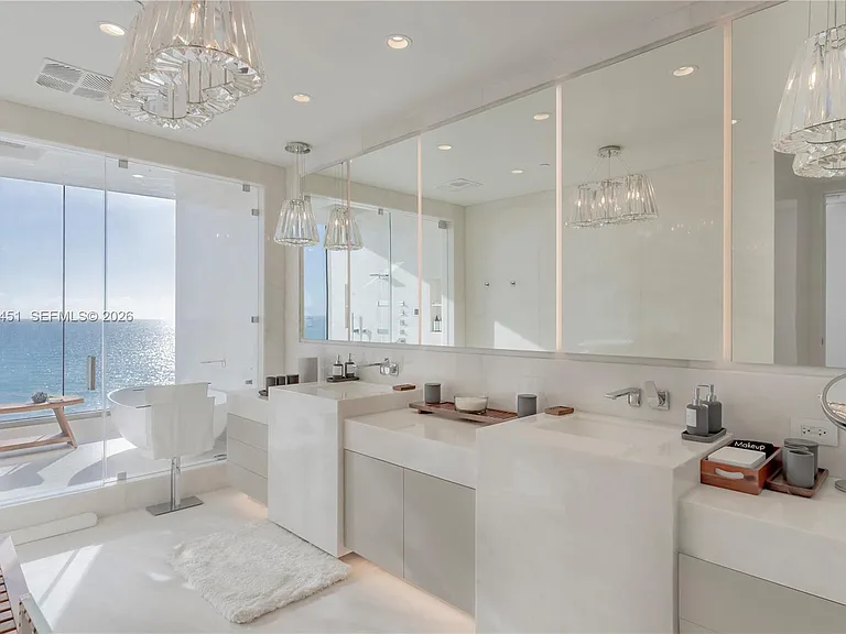 17975 Collins Ave #502 — Photo 29