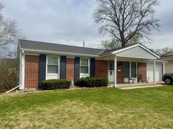 600 Meadow Cir, Quincy, IL 62305