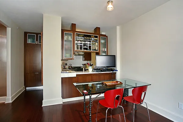 Sold by Corcoran | media 2