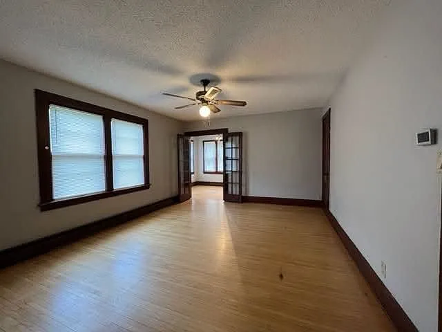 2 bed, 1300 sqft, $1,750 — Photo 3