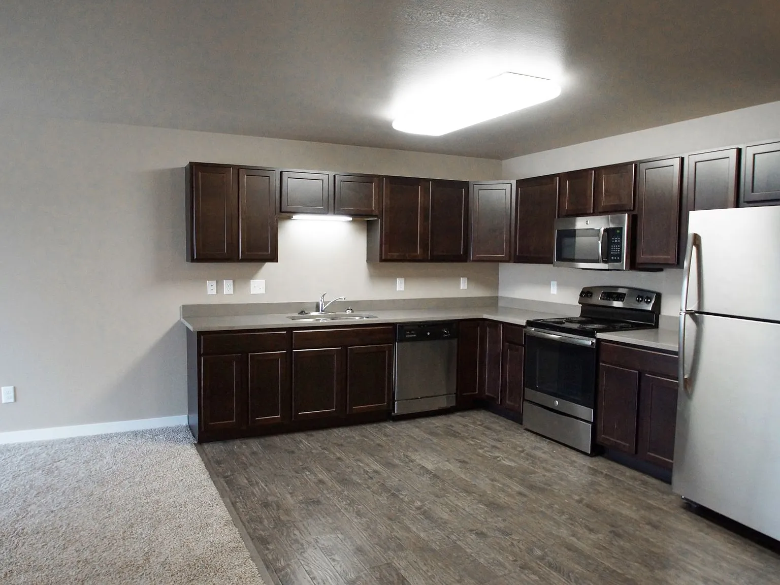 Westdale Apartments — Photo 4