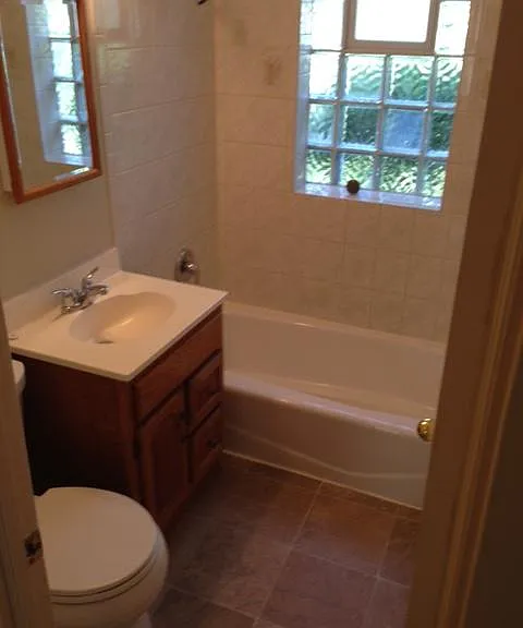 5126 Elmwood Ave — Photo 10