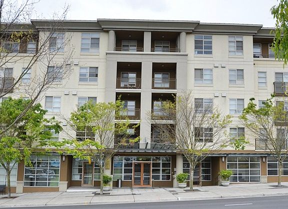 2nd image of 118 107th Ave NE Unit B408