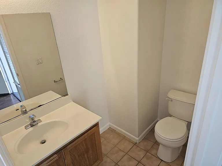 35 Klondike Ct — Photo 2