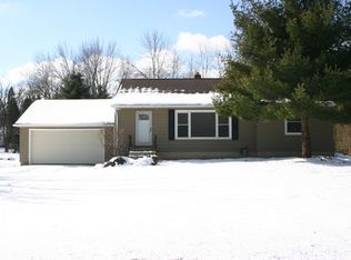 38600 Aurora Rd, Solon, OH 44139