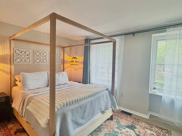 7713 Crown Crest Ct — Photo 15