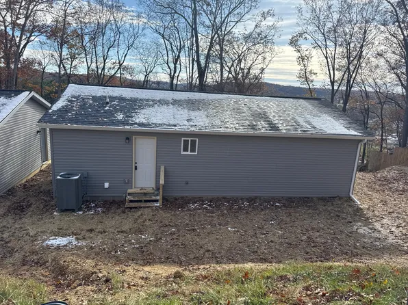 835 McKinley St, Logan, OH 43138