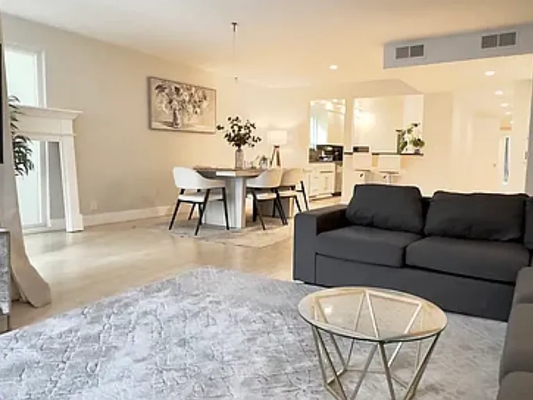 244 N Almont Dr #4B — Photo 16