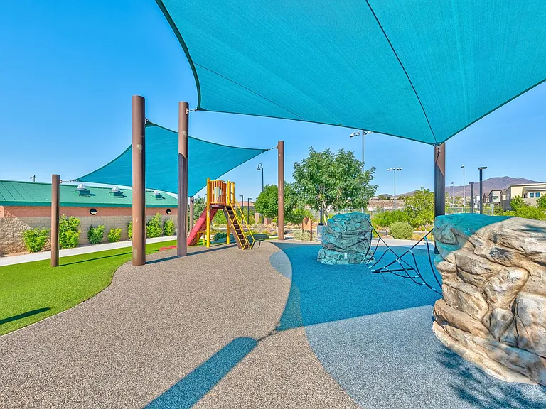 2611 Chance Canyon St — Photo 33