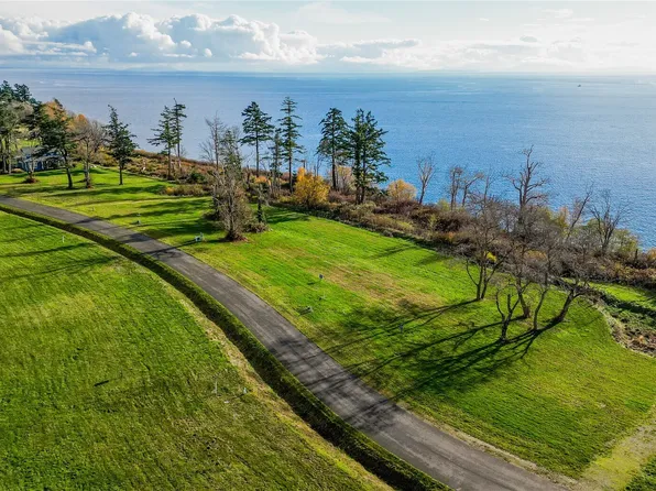 2242 Seabright Loop, Point Roberts, WA 98281