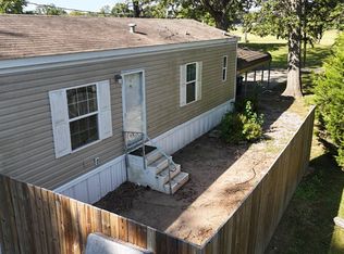 904 Le Roy St, Fairfield, IL 62837