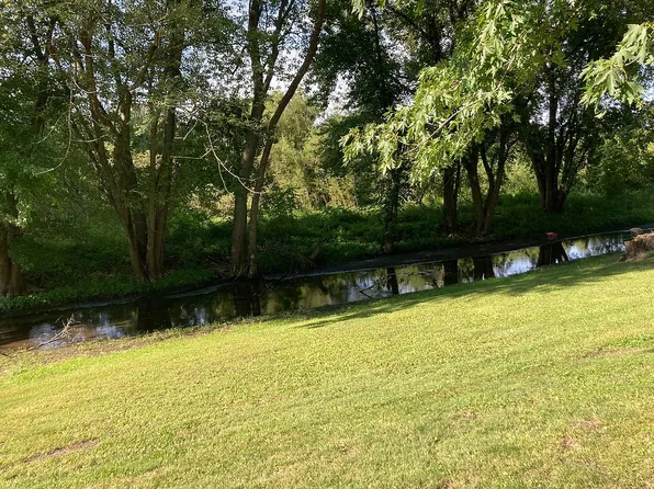 25036 Prophet Rd, Rock Falls, IL 61071