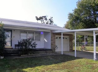911 W Shawnee Ct, Nowata, OK 74048